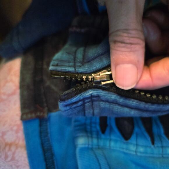 Rising International Boho Floral Hoodie - Damaged Zipper - Picture 6 of 6